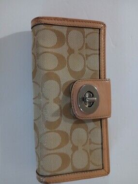 Coach Turnlock Slim Envelope Wallet